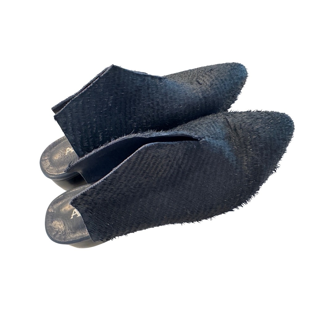 Antelope Navy Blue Hair-on-Hide Textured Leather Mules Pointed Toe EU 39 US 8.5